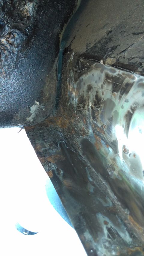 1996 Ford Bronco - FID affected area.