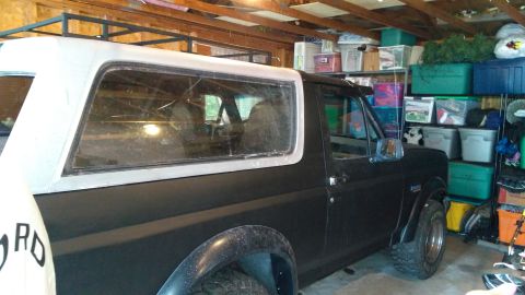 1996 Ford Bronco - Top back on. I haven't repainted it just yet because I ran out of time before moving into college, but it looks great. I am still debating…