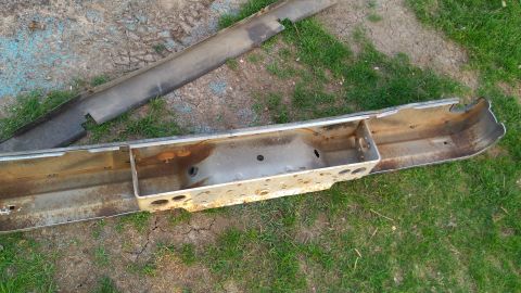 1996 Ford Bronco - This is a rusted metal bumper part, not a complete vehicle.