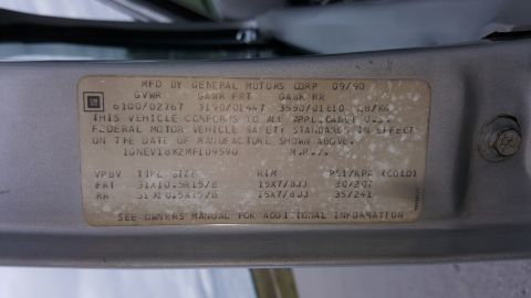 1995 Ford Bronco - This vehicle identification sticker shows a manufacturing date of September 1990.
