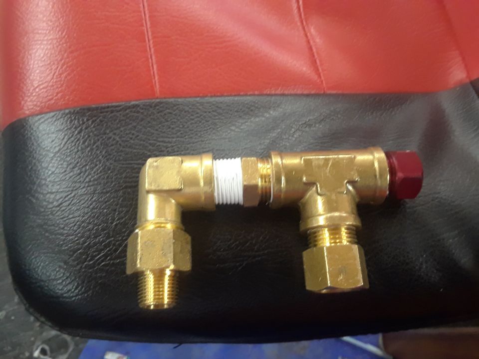Water temp sensor manifold
