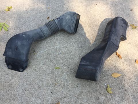 1996 Ford Bronco - stock 5.0 / 5.8 intake tube next to 4.9 / 7.5 intake tube