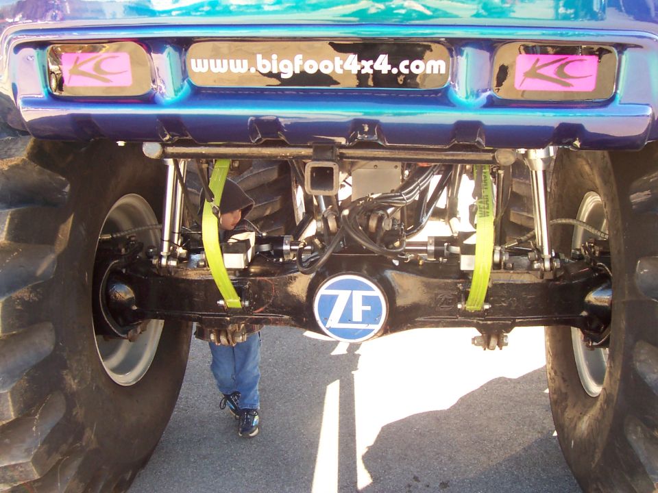 Holy Solid Axle