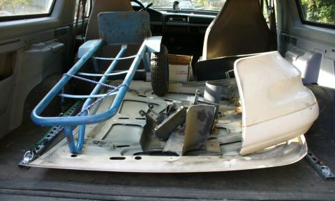 1992 Ford Bronco - Putting the tie-downs to use.