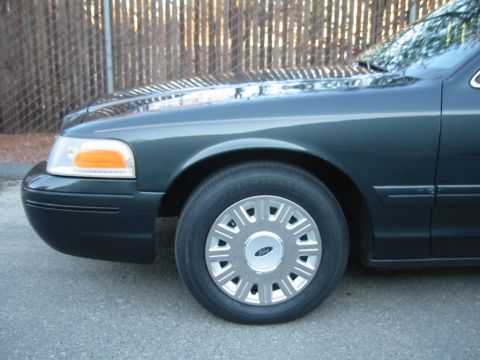 1998 Ford Crown Victoria photo