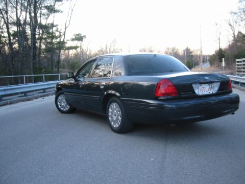 1998 Ford Crown Victoria photo
