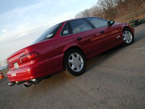 1992 Ford Taurus - Rear low