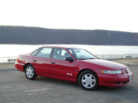 1992 Ford Taurus - Side high