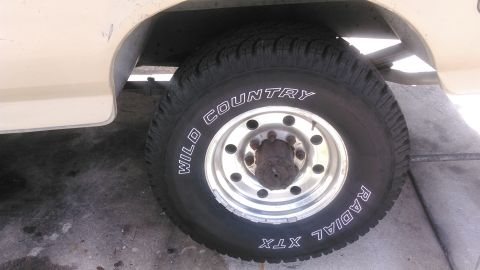 1990 Ford F-250 - Rear disc brake conversion on a 10.25 Full Floating axle. i got the kit from Ruffstuff for a good price.