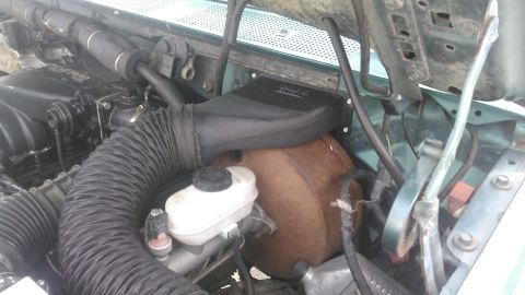 1996 Ford Bronco - the kit inclueded 4 screwes. i mocked it up and drilled the pilot holes