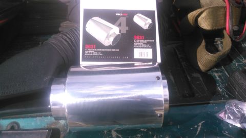 1996 Ford Bronco - Spectre Performance 9831 air filter and housing. this is a universal air filter housing offered by Spectre that uses a high flow oiled cone…