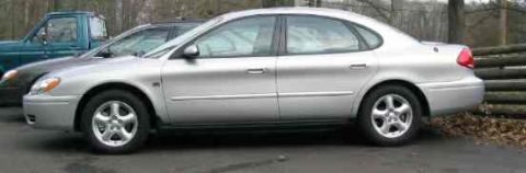 2004 Ford Taurus photo