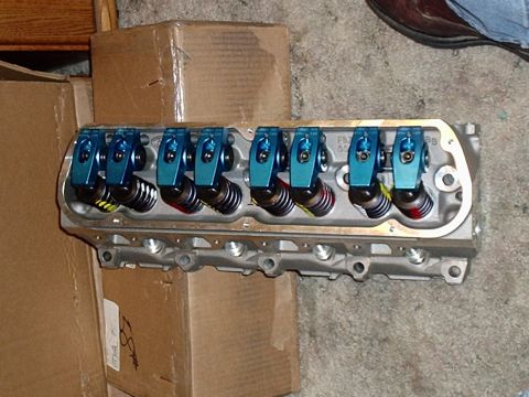 1978 Ford Bronco - Gt40 head with roller rocker arms installed