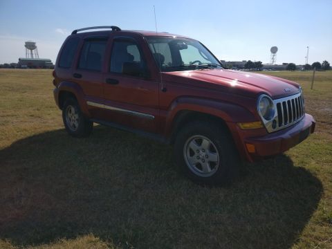 2005 Jeep Liberty photo