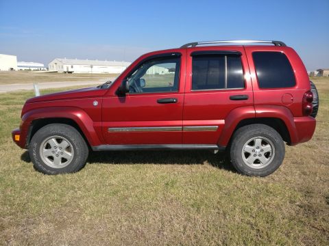 2005 Jeep Liberty photo