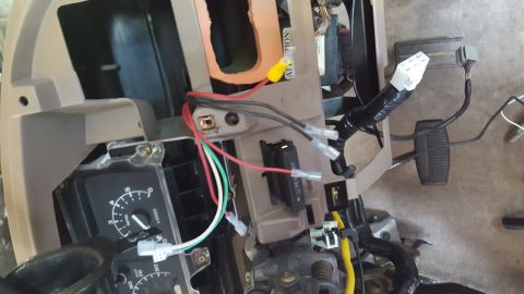 1996 Ford Bronco - This is a close-up view of the dashboard wiring and components of a 1996 Ford Bronco. Wires, connectors, and part of the instrument cluster…