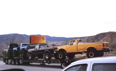 2000 Ford F-450 - hauling the trucks
