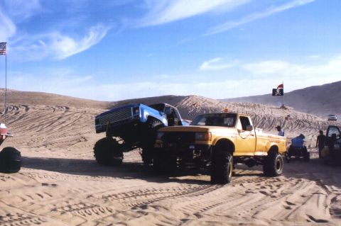 2000 Ford F-450 - Just stoped to hang out