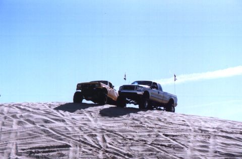2000 Ford F-450 - in the big dunes