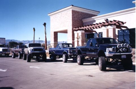 2000 Ford F-450 - GIL WITH HIS SUPERDUTY PULLING HIS BRONCO, AND ME PULLING THE OTHER TRUCK.