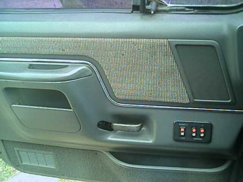 1989 Ford Bronco - door panel