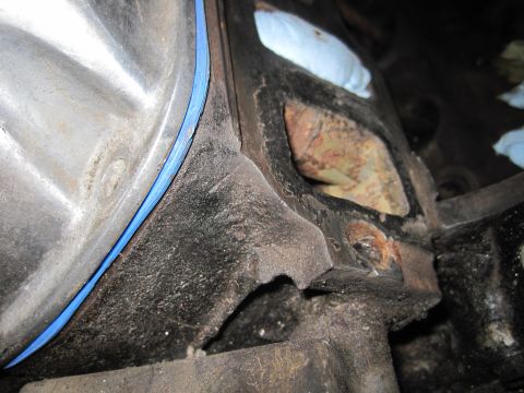 1989 Ford Bronco - Engine block detail showing gasket installation.