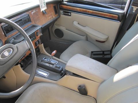 1985 Jaguar XJ6