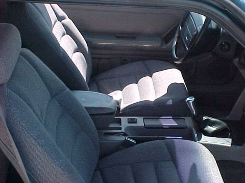 1992 Ford Mustang photo