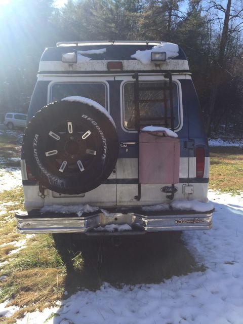 1988 Ford E350 photo