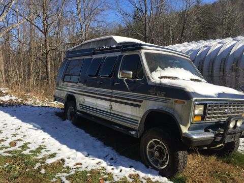 1988 Ford E350 photo