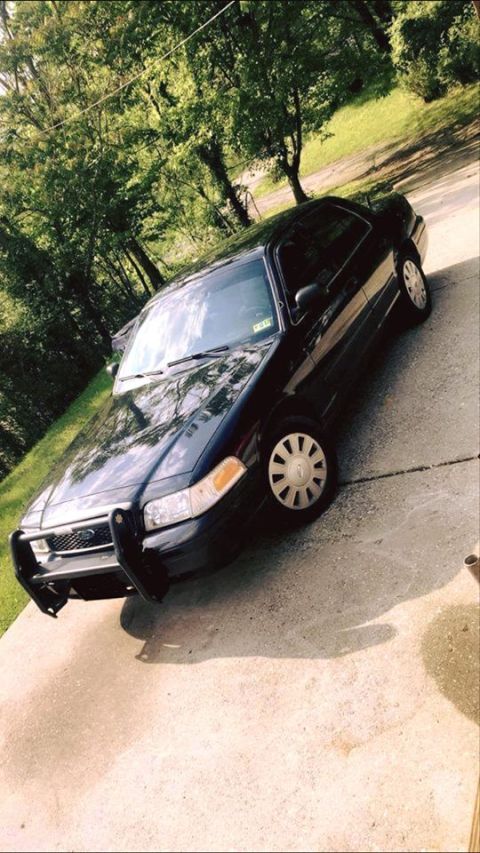 2011 Ford Crown Victoria photo