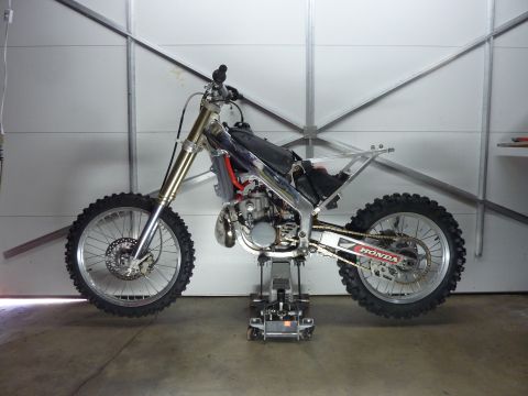 2000 Honda CR250R photo