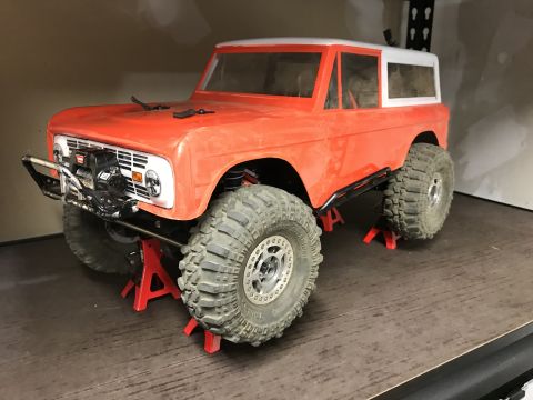 1989 Ford Bronco - This RC vehicle body resembles an older Ford Bronco, but it is not a real vehicle.
