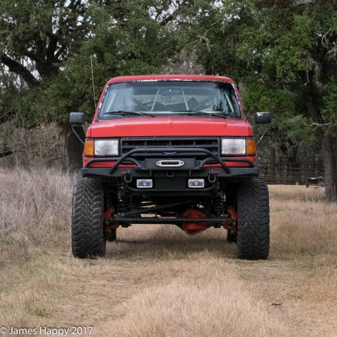 1989 Ford Bronco - Head-on shot at the ranch