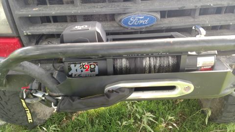 1989 Ford Bronco - smittybilt X2O 12k Winch with synthetic line. LOVE THIS WINCH!