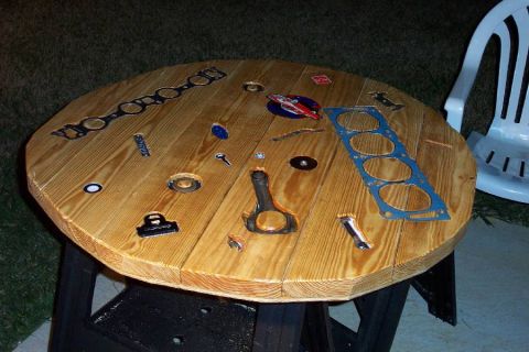 1992 Ford Bronco - She cut the table to that shape with a circular saw. I was very impressed at her skill; she'll do fine if I ever need an emergency amputati…