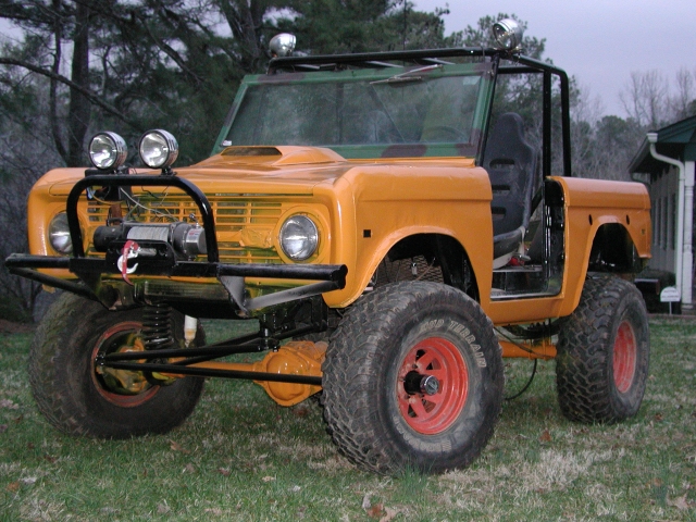 Veiw of the front after Orange paint job.  Yeah I shoot the paint in my driveway