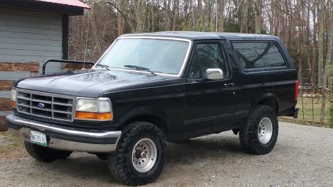 1993 Ford Bronco “One Fast Chicken (OFC)”