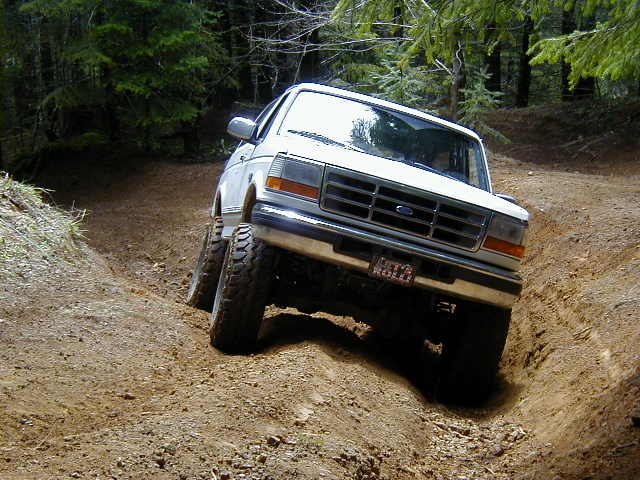 Going up Bates road. Just a truck'n right along.
(4/6/2002)