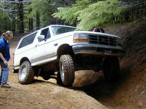 1996 Ford Bronco - Going up Bates road. (4/6/2002)