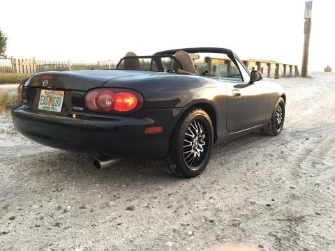 2001 Mazda Miata photo