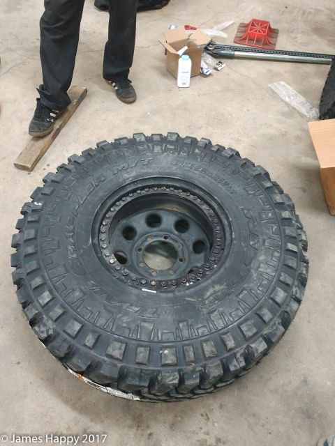 1989 Ford Bronco - first bead conquered! onto the next step...