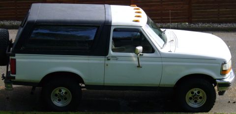 1992 Ford Bronco - F350 cab lights mockup.