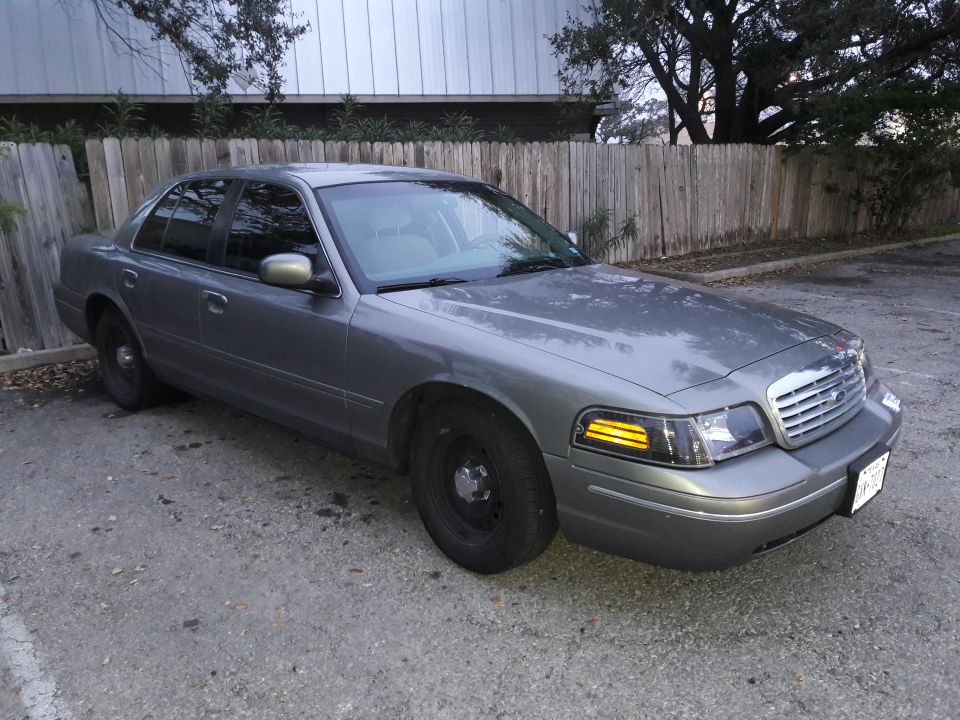 2001 Ford Crown Victoria