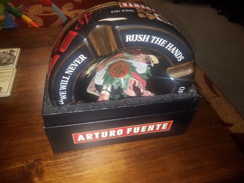 2018 Ford Bronco - This ashtray features "Arturo Fuente" branding and a quote about not rushing.