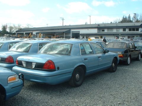1999 Ford Crown Victoria - Another '00 retired Seattle Police PI.