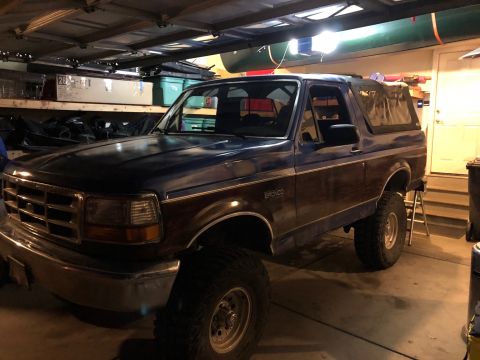 1995 Ford Bronco - Front/side
