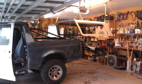 1995 Ford Bronco - This Ford Bronco appears to be from the early to mid-1990s, based on its body style.