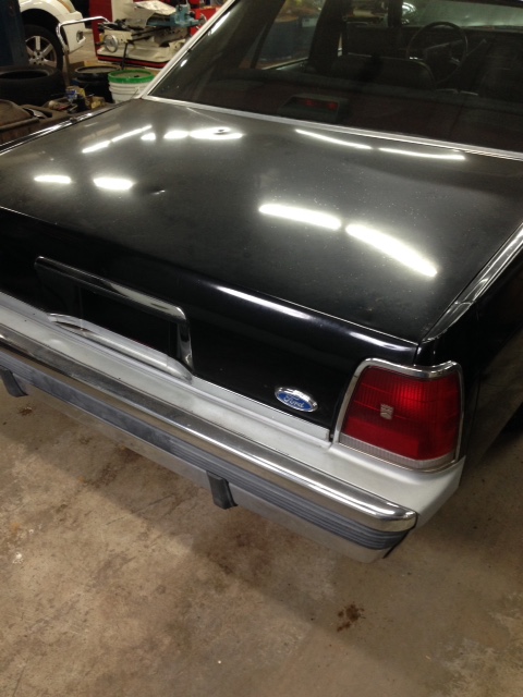 1988 Ford LTD Crown Victoria photo