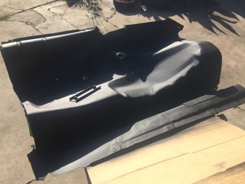 1978 Ford Bronco - Rubber coating at the bottom